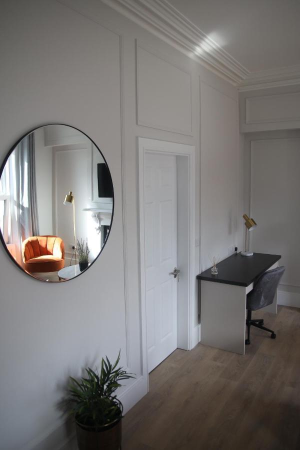Crawford House- Scholarlee Living Apartments Корк Екстериор снимка