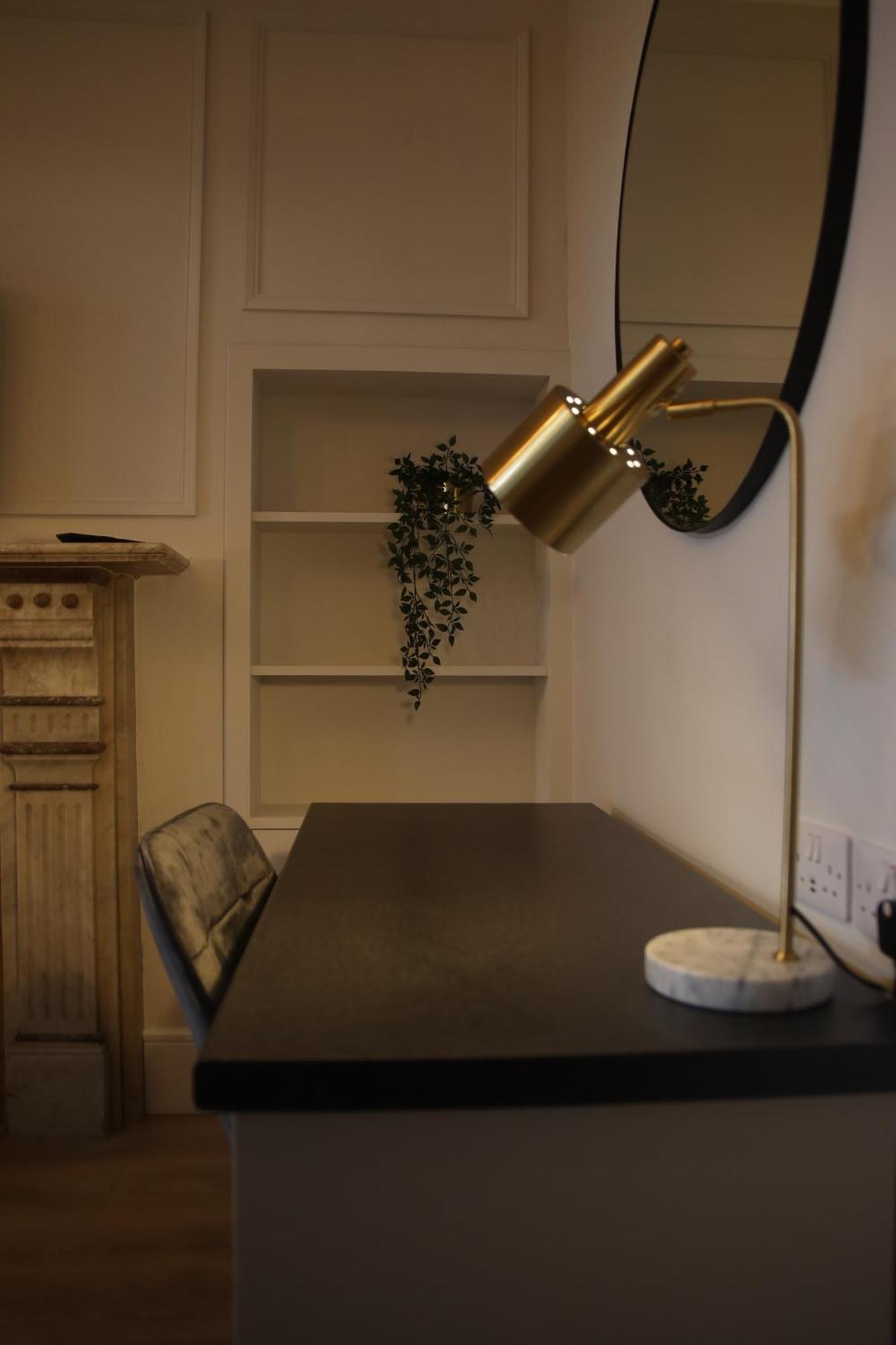 Crawford House- Scholarlee Living Apartments Корк Екстериор снимка