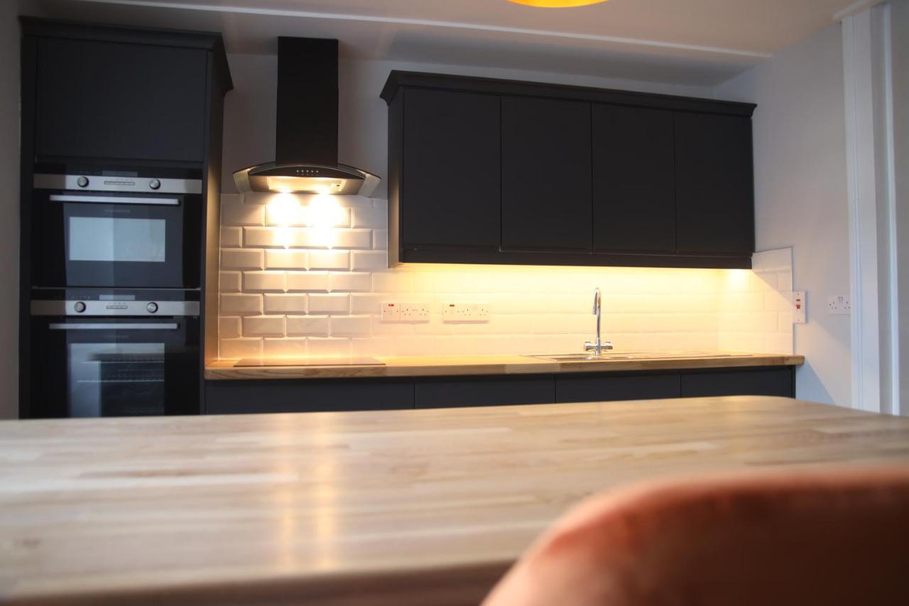 Crawford House- Scholarlee Living Apartments Корк Екстериор снимка