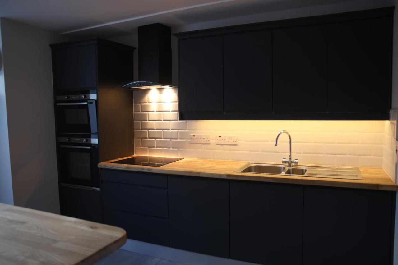 Crawford House- Scholarlee Living Apartments Корк Екстериор снимка
